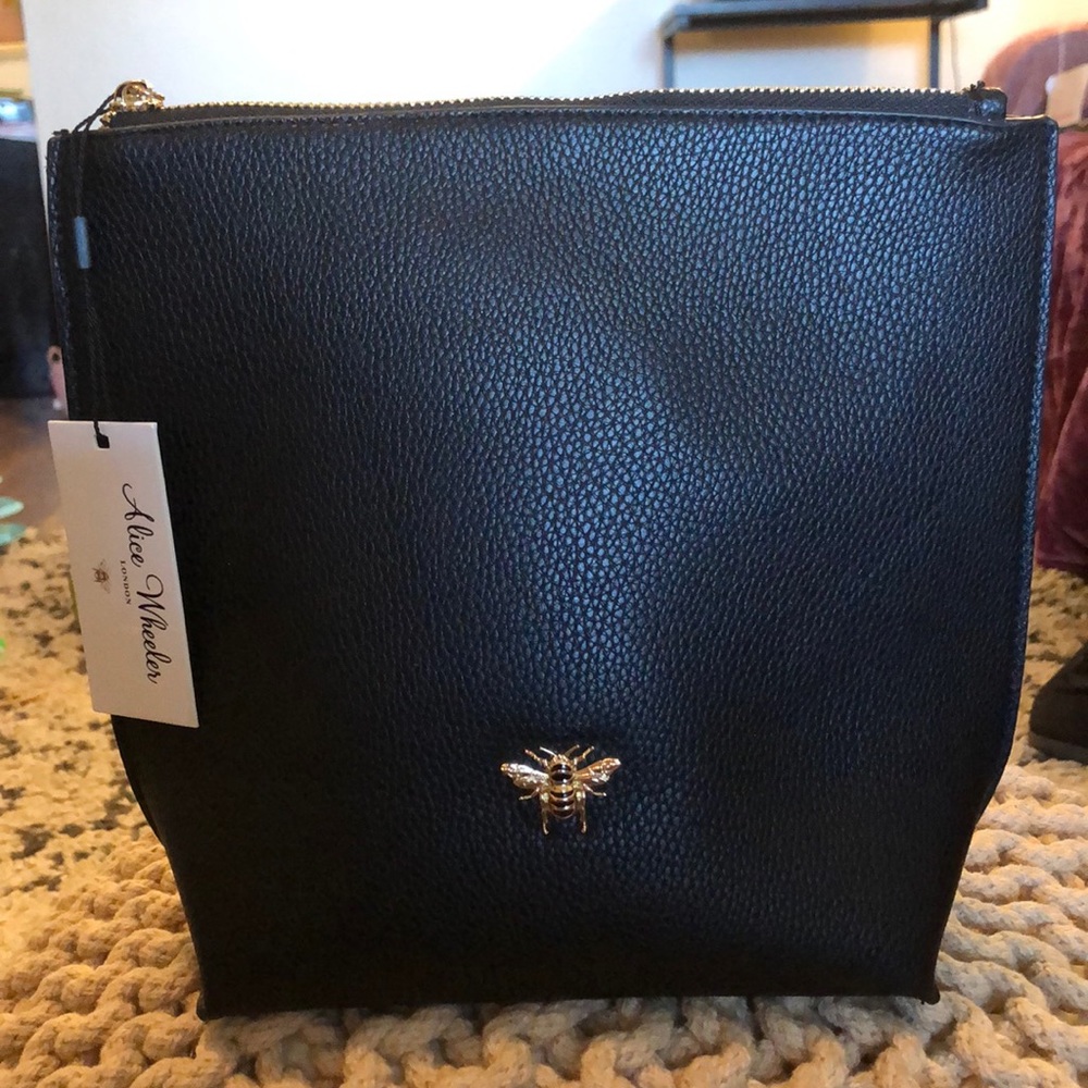 Black bumblebee bag